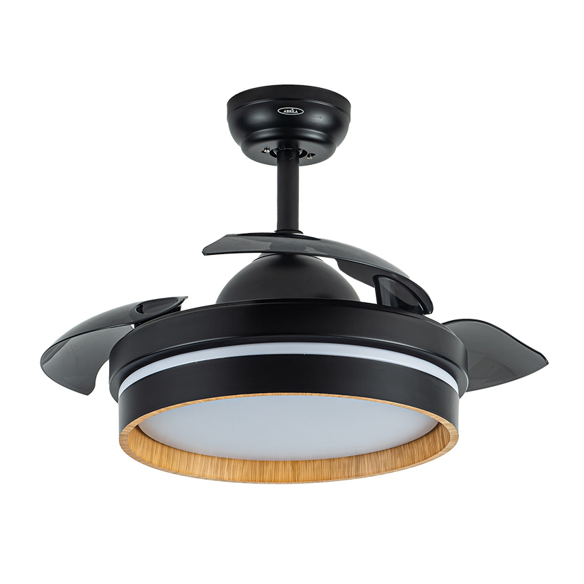 ventilador DC Nalon de 48W en elegante negro y madera oscura. Tiene 3 aspas de 91 cm, 4800 lúmenes y luz ajustable (3000K, 4500K, 6000K). Incluye control remoto con memoria y temporizador.